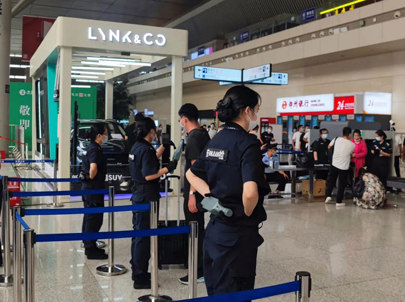 浙江機場打造安檢機檢查陽光團隊